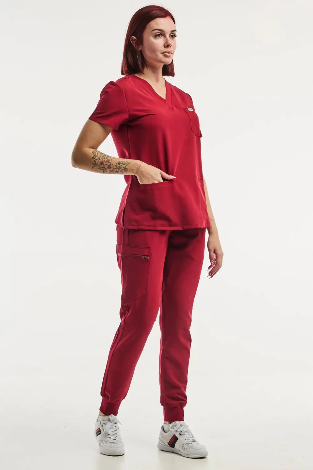 Aelin Paris tenue médicale femme rouge stretch 6 poches