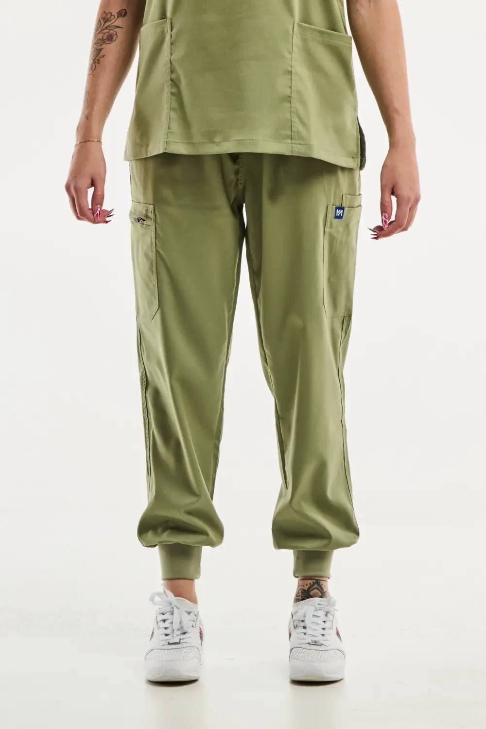 Aelin EMMA jogger pantalon médical vert olive femme