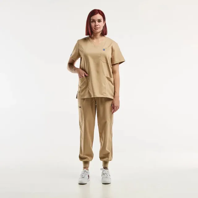 Aelin EMMA tenue médicale femme beige clair jogger
