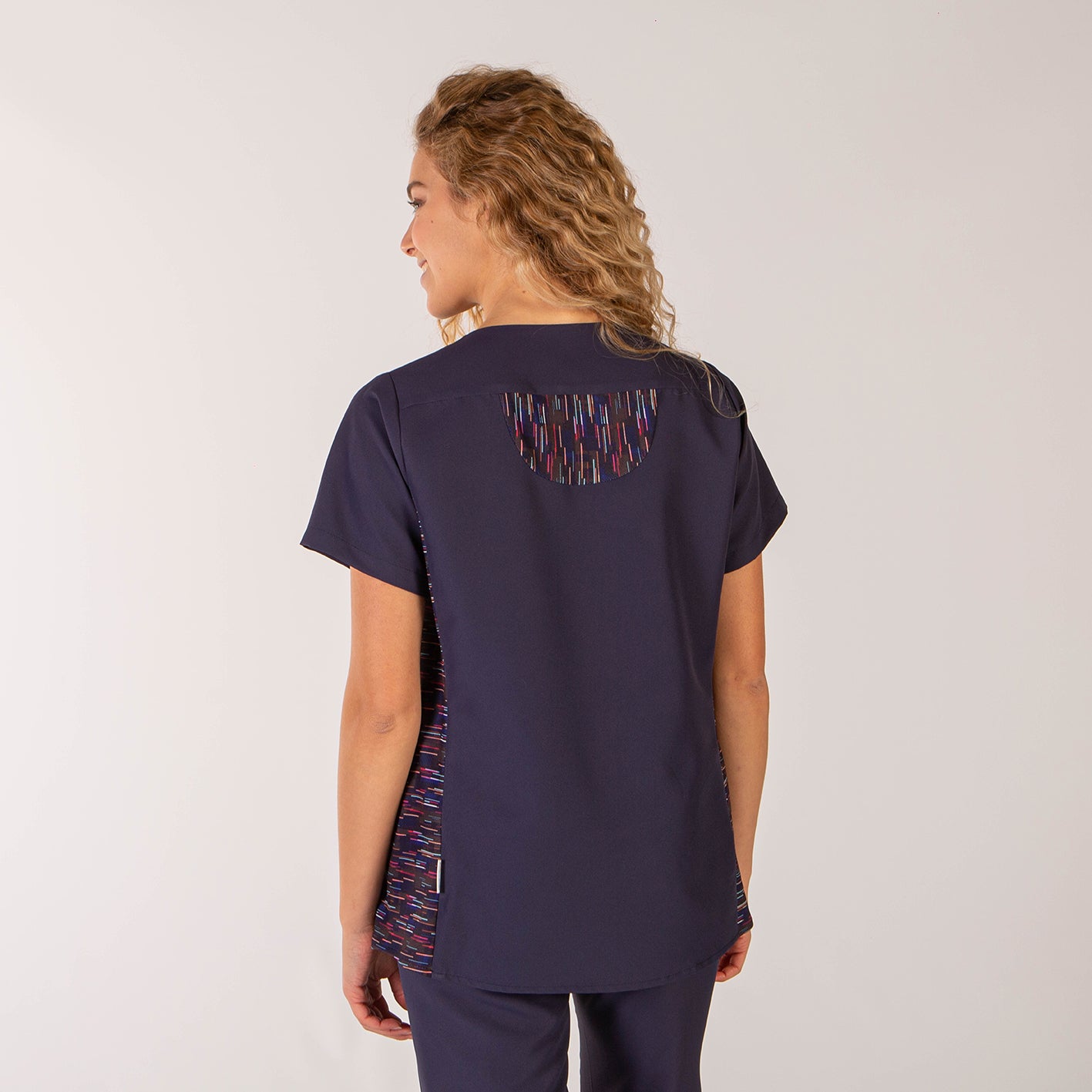 Gary's Erica blouse femme marine col V microfibre