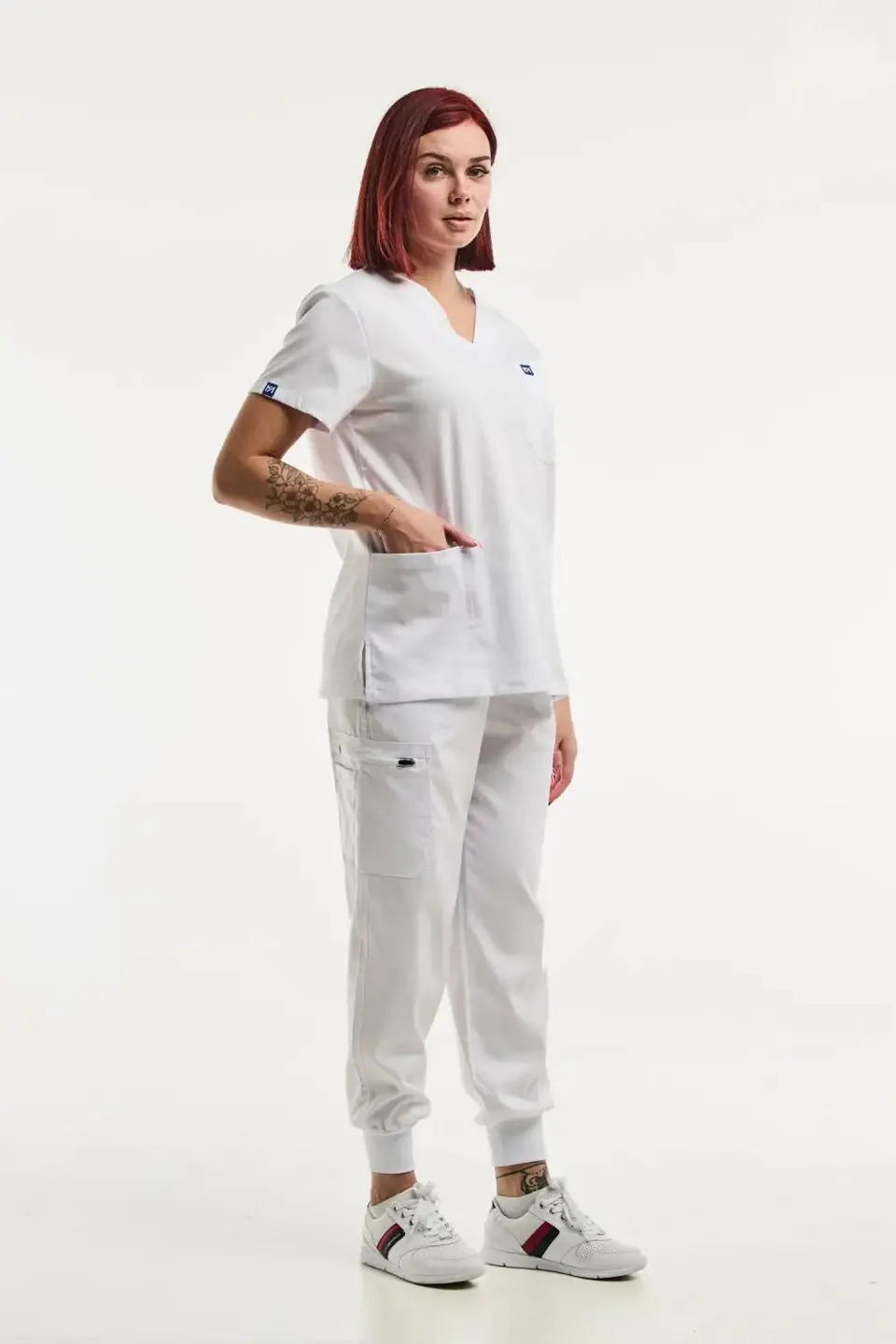 Aelin EMMA Jogger tenue médicale femme blanc stretch