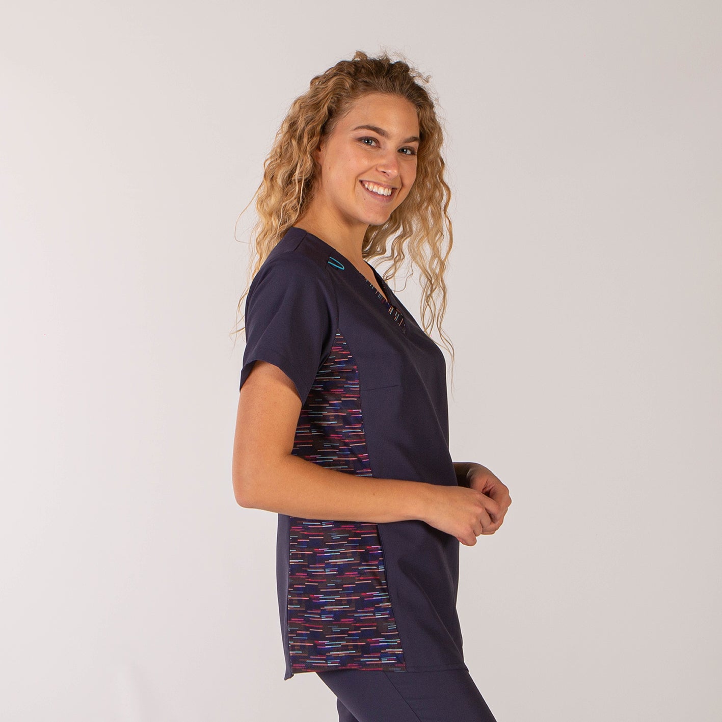 Gary's Erica blouse femme marine col V microfibre