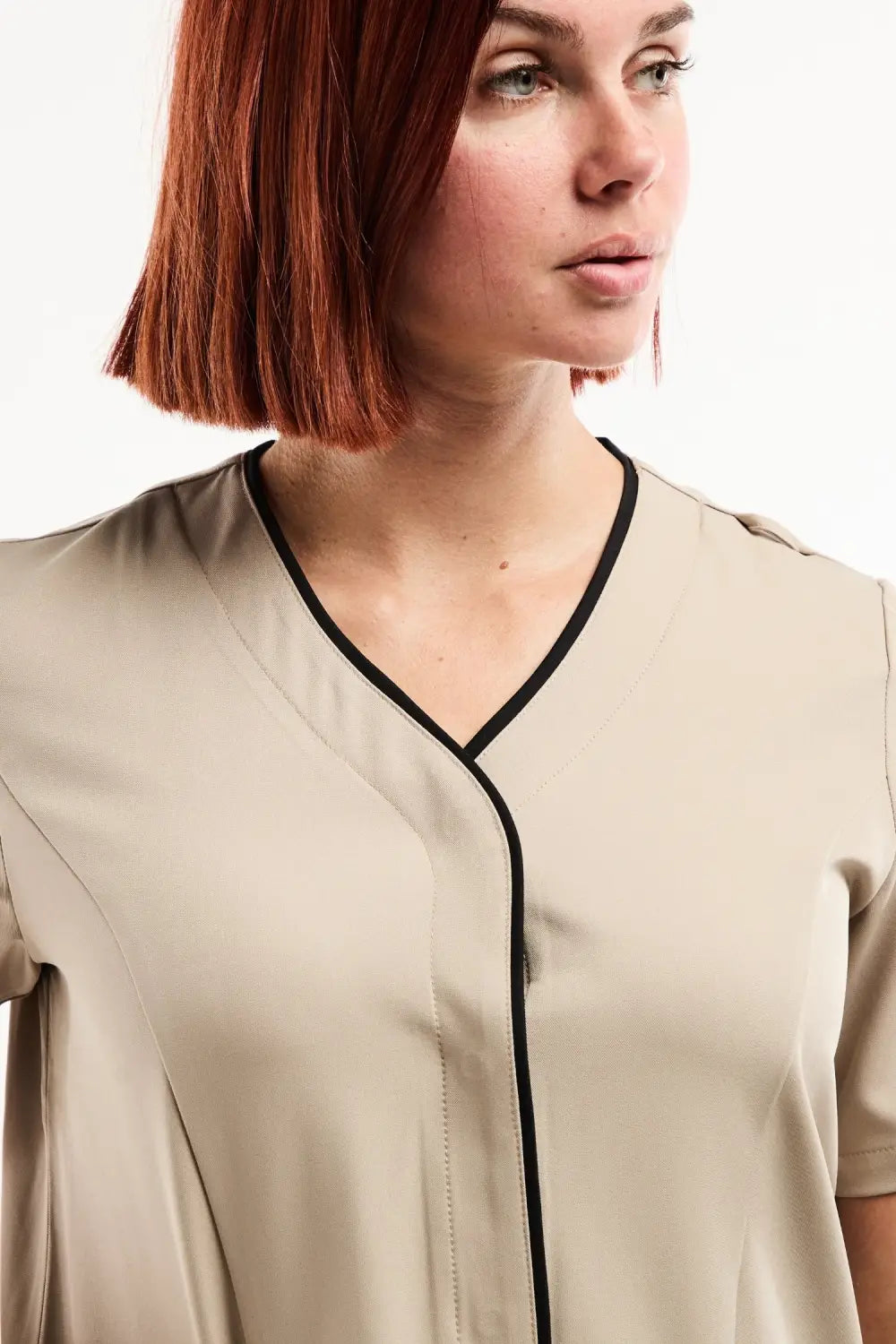 Aelin Serena Blouse Médicale Femme Sable stretch