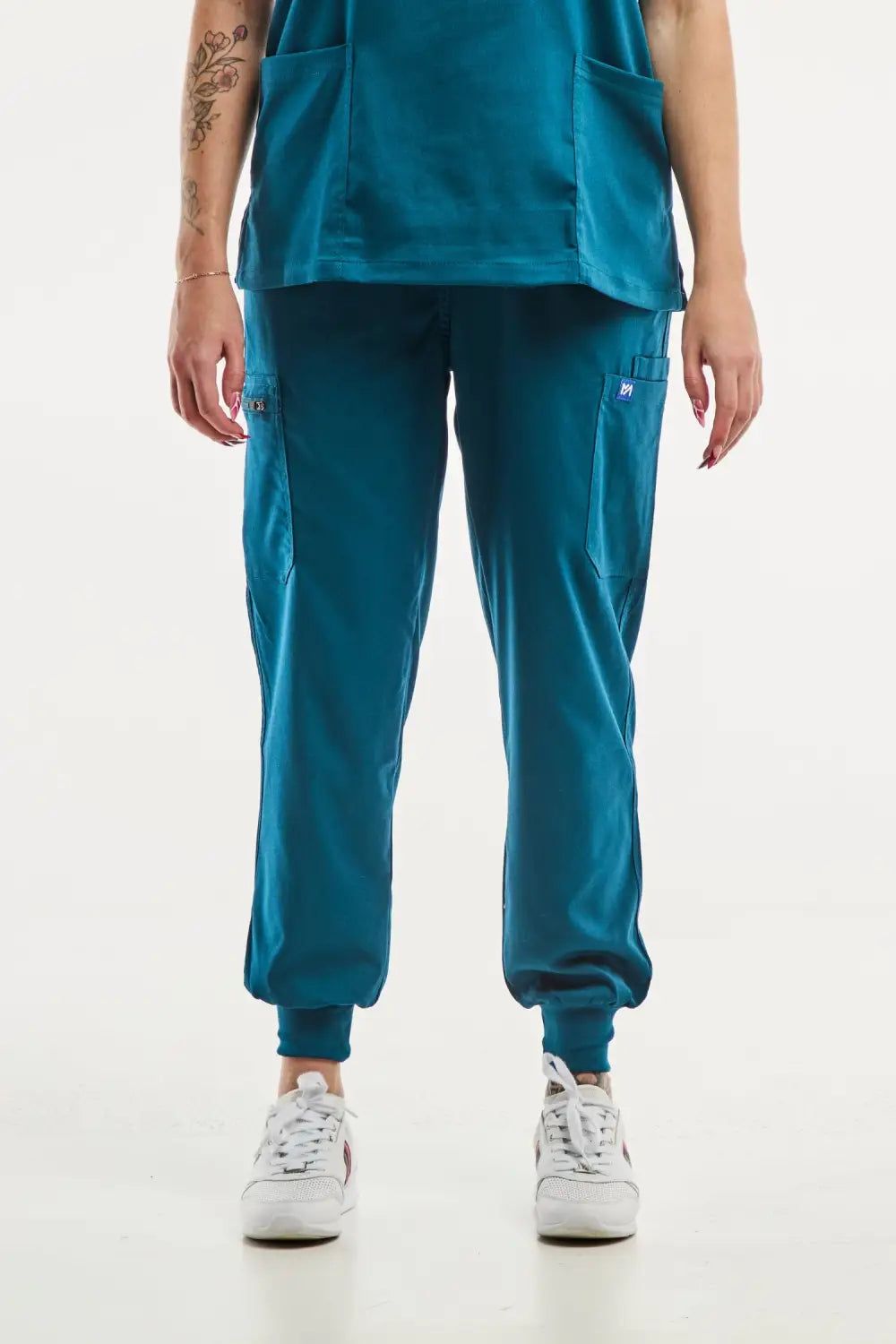 Aelin EMMA Vert Turquoise tenue médicale femme jogger