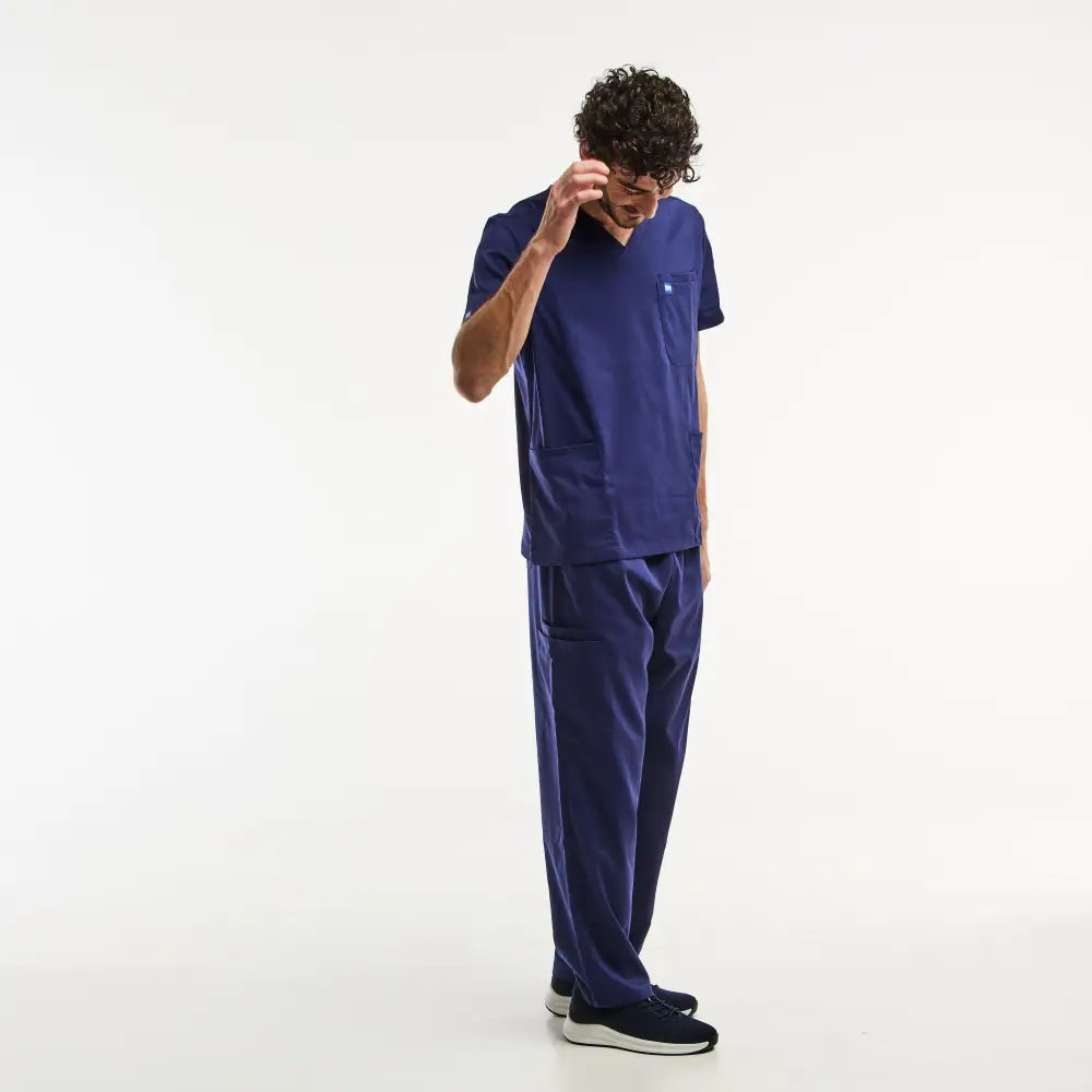 Aelin LUCA tenue médicale homme bleu marine pantalon classique