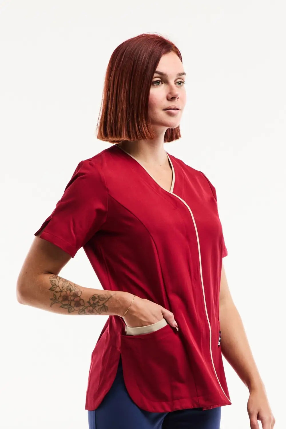 Aelin Serena Blouse Médicale Femme Bordeaux Stretch XS-3XL