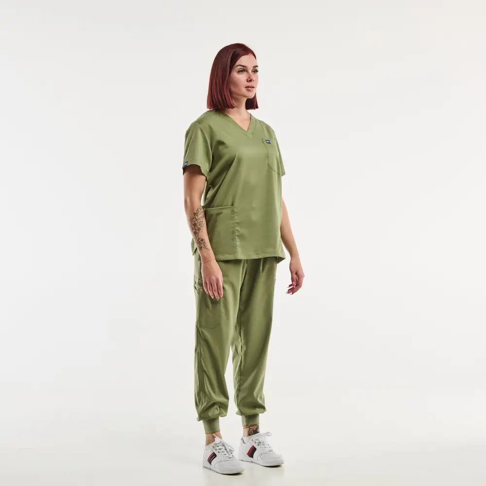 Aelin EMMA Tenue Médicale Femme Vert Olive