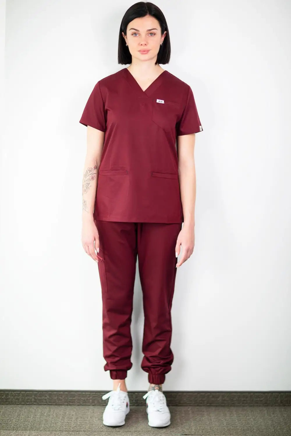 Aelin Slimfit New tenue médicale bordeaux 6 poches