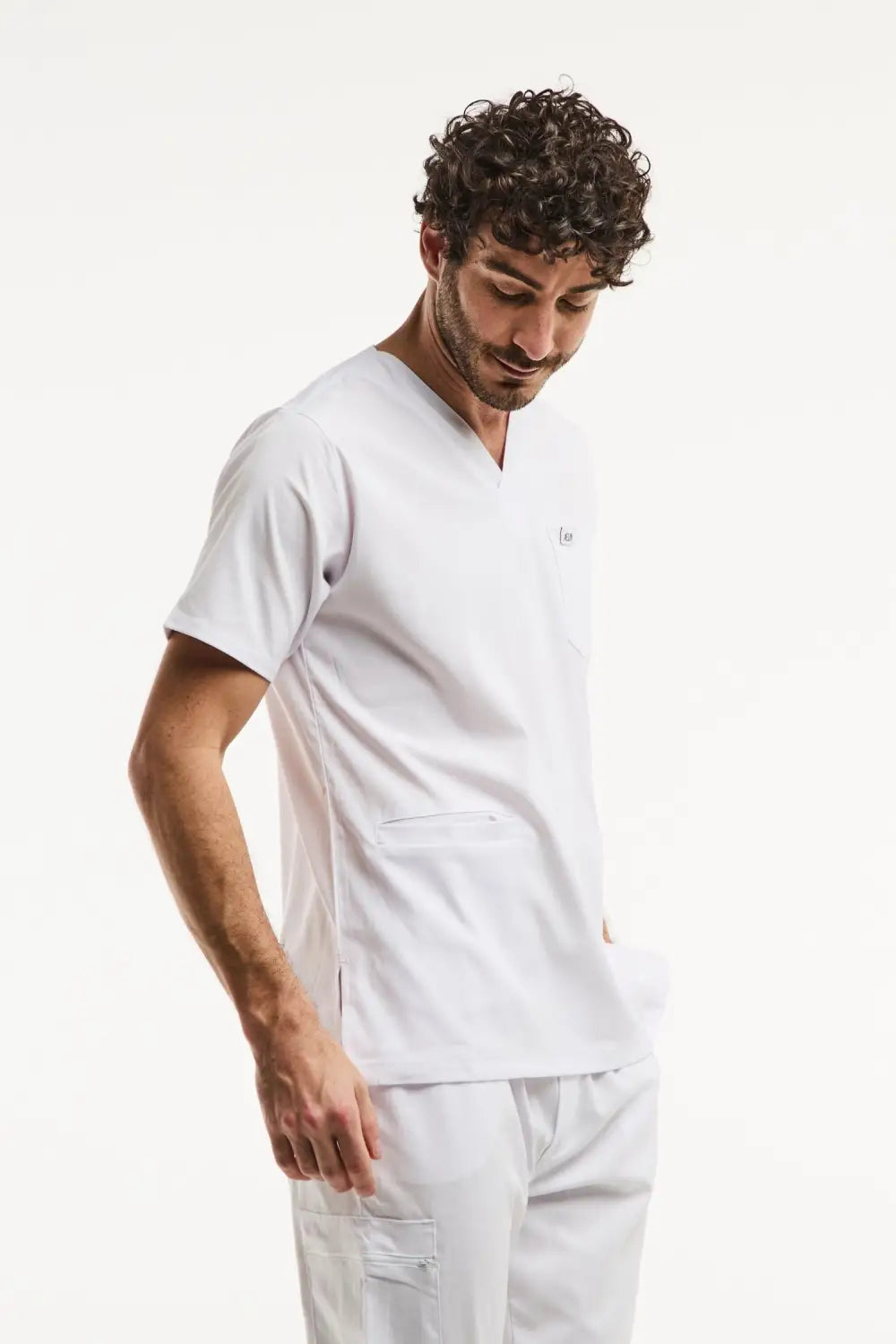 Aelin LUCA tunique médicale blanche homme col V