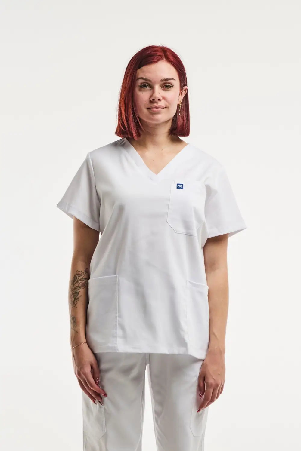 Aelin EMMA Tunique Médicale Femme Blanc Col V 4 Poches