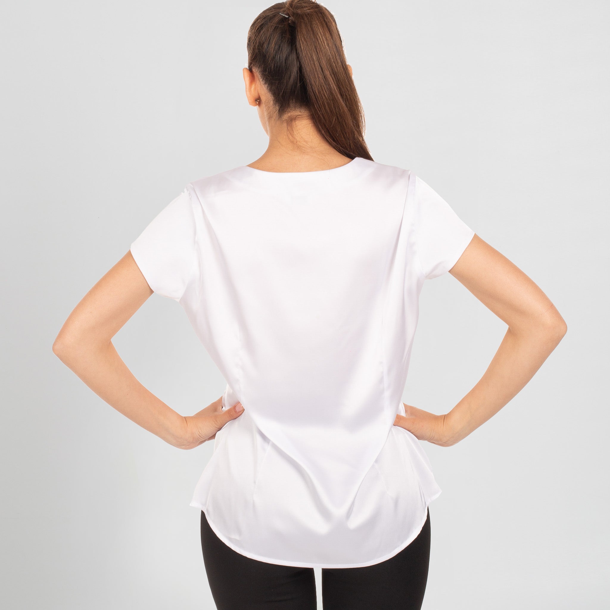 Gary's Carola blouse femme satin noire manches courtes