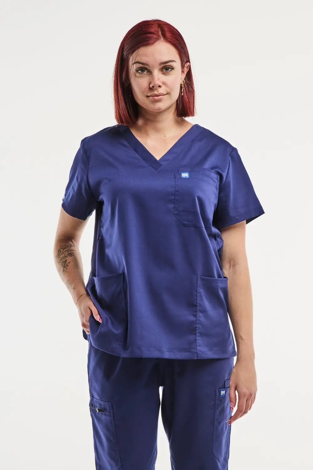 Aelin EMMA tunique médicale femme bleu marine col V
