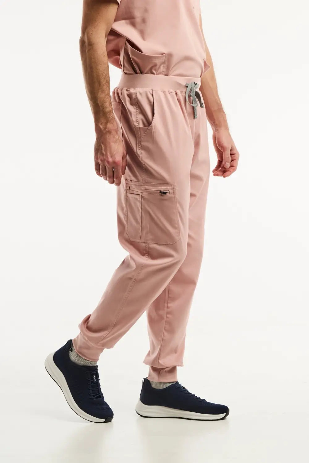 Aelin LUCA Jogger tenue médicale homme rose clair tunique