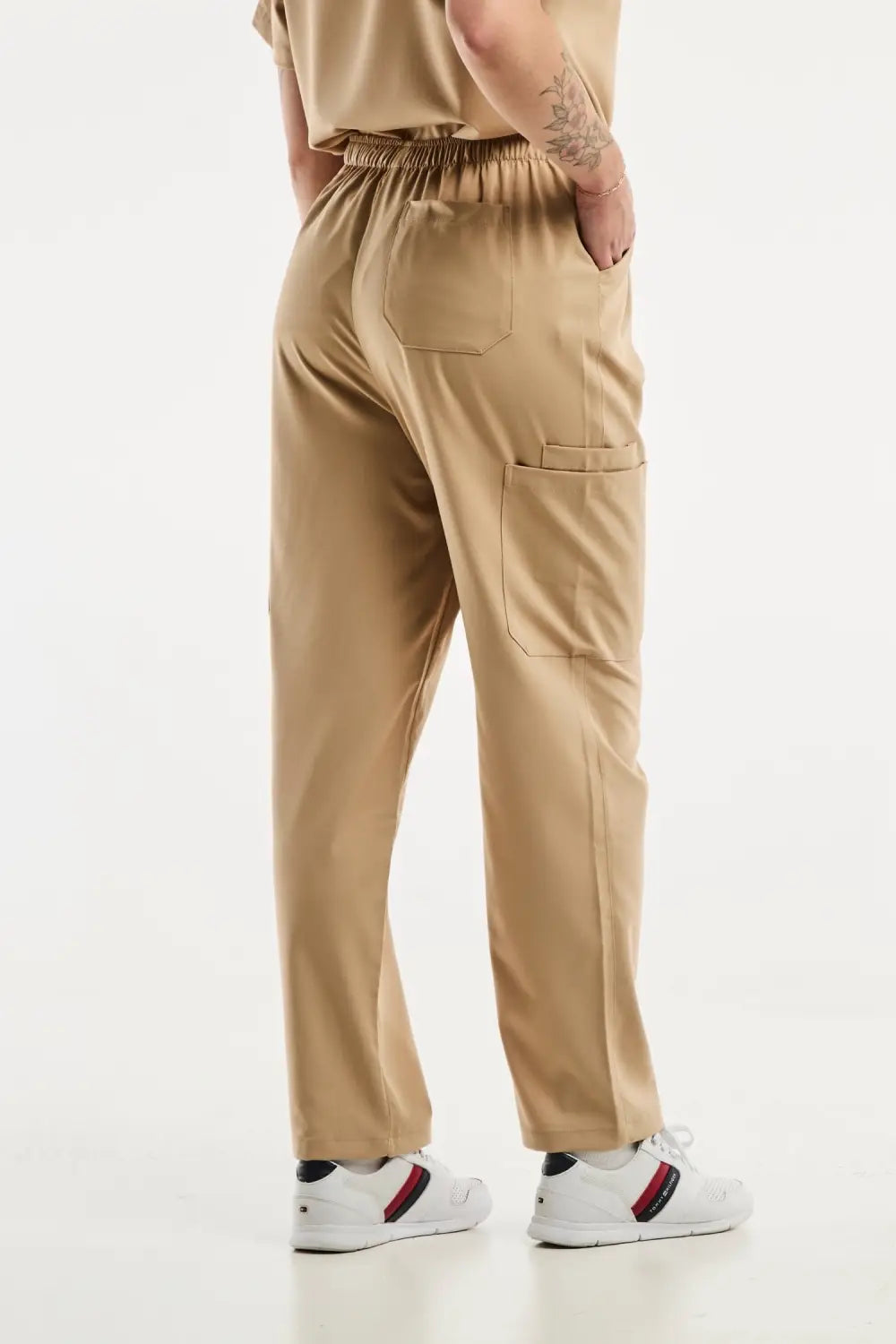 Aelin Emma pantalon médical beige clair femme stretch