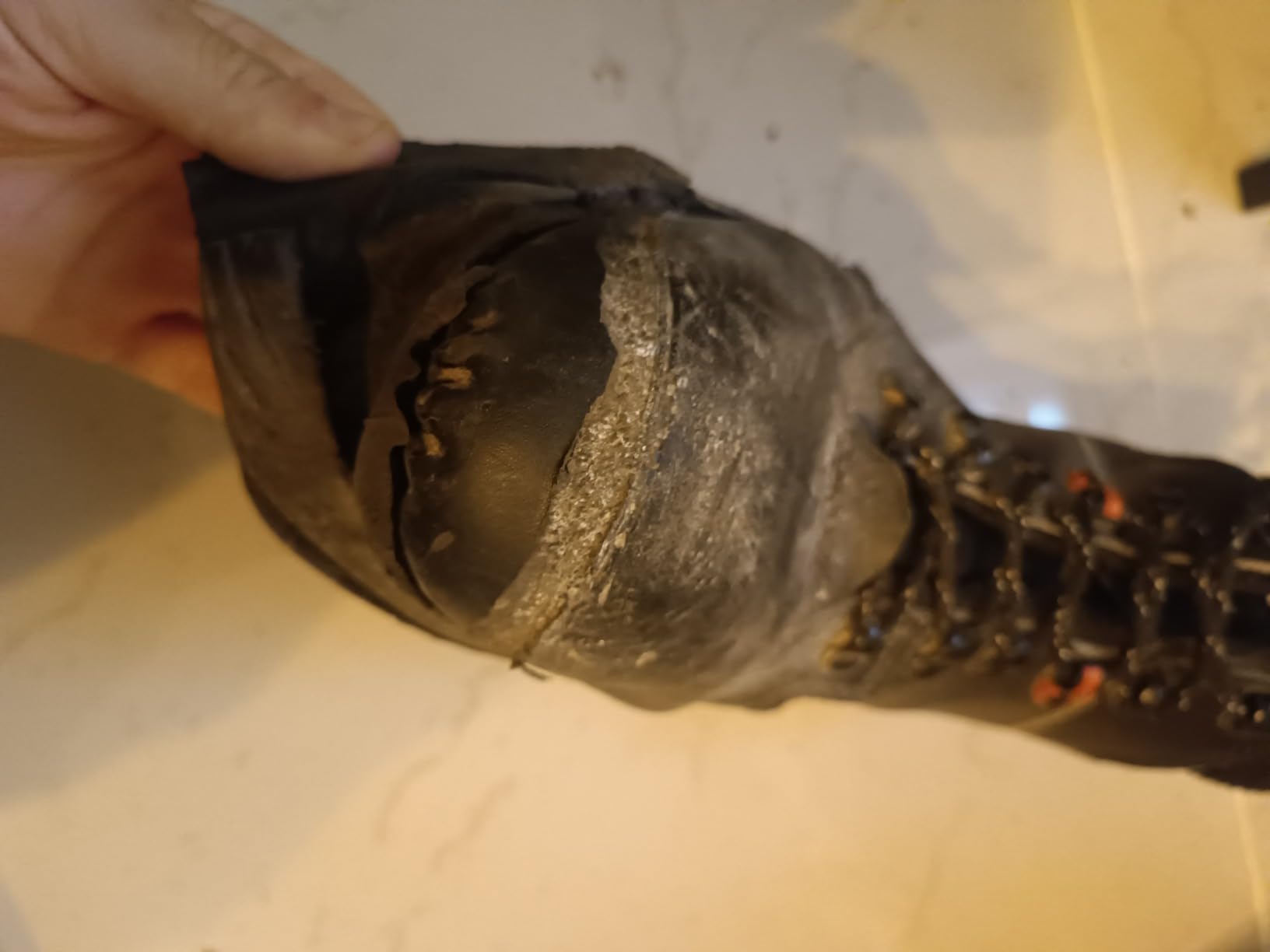 Würth MODYF Rock chaussures sécurité montantes S3 42