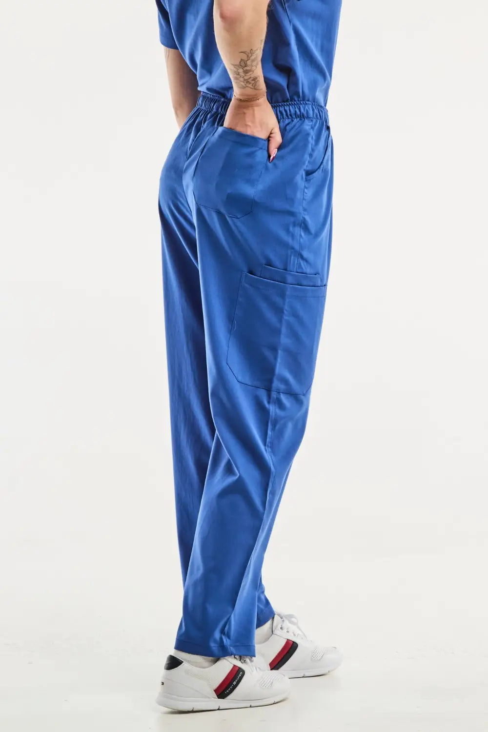Aelin EMMA Bleu Roi pantalon médical femme stretch