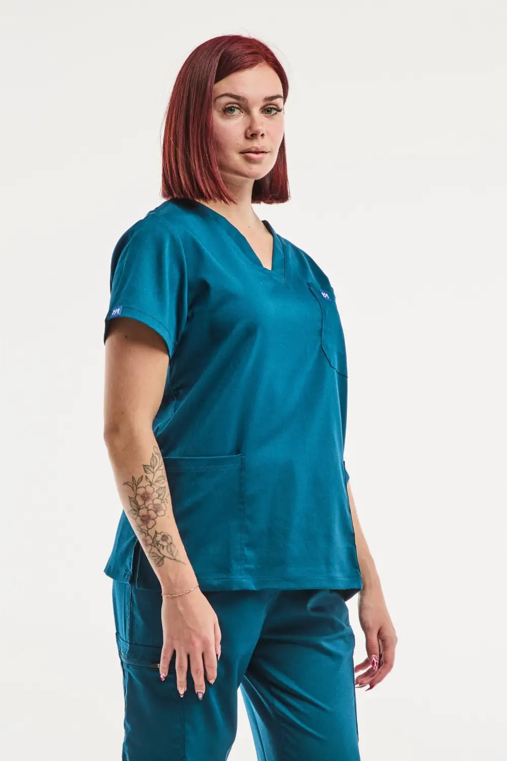 Aelin EMMA tunique médicale femme turquoise col V 4 poches