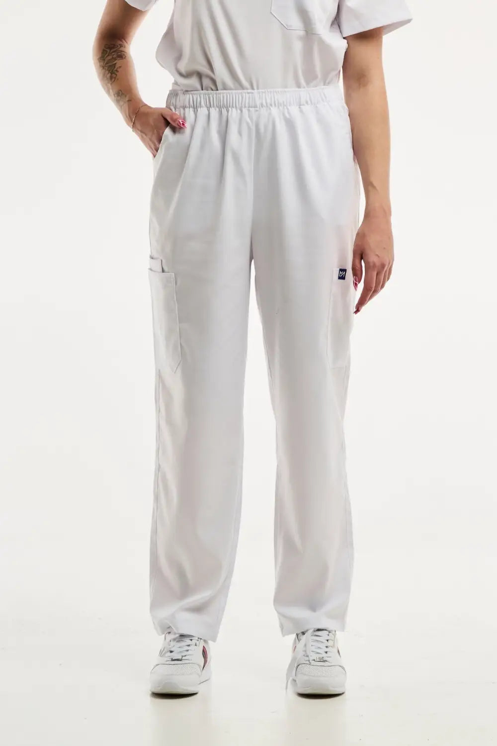 Aelin EMMA tenue médicale femme blanc col V stretch