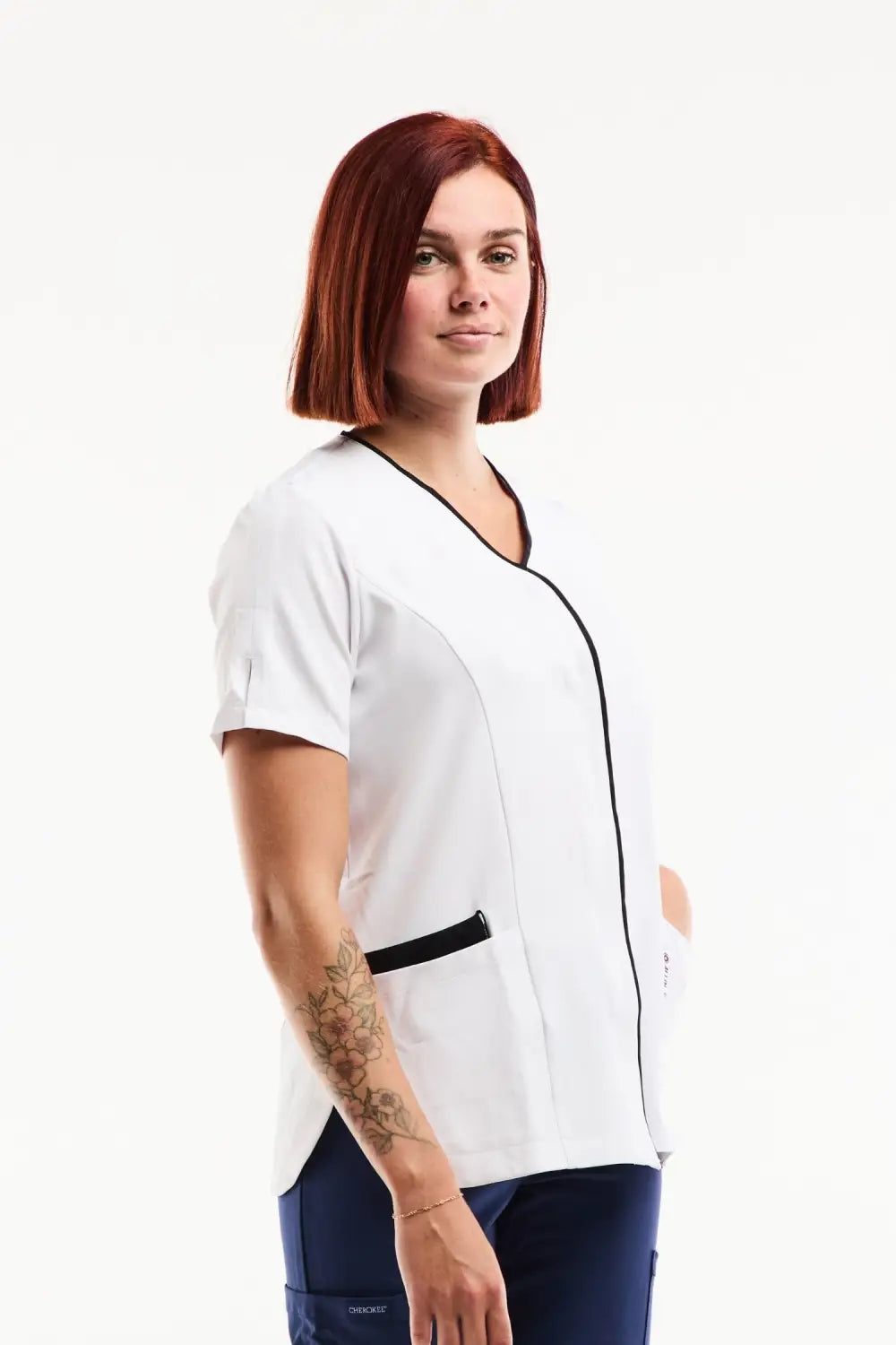 Aelin Serena blouse médicale femme blanc stretch