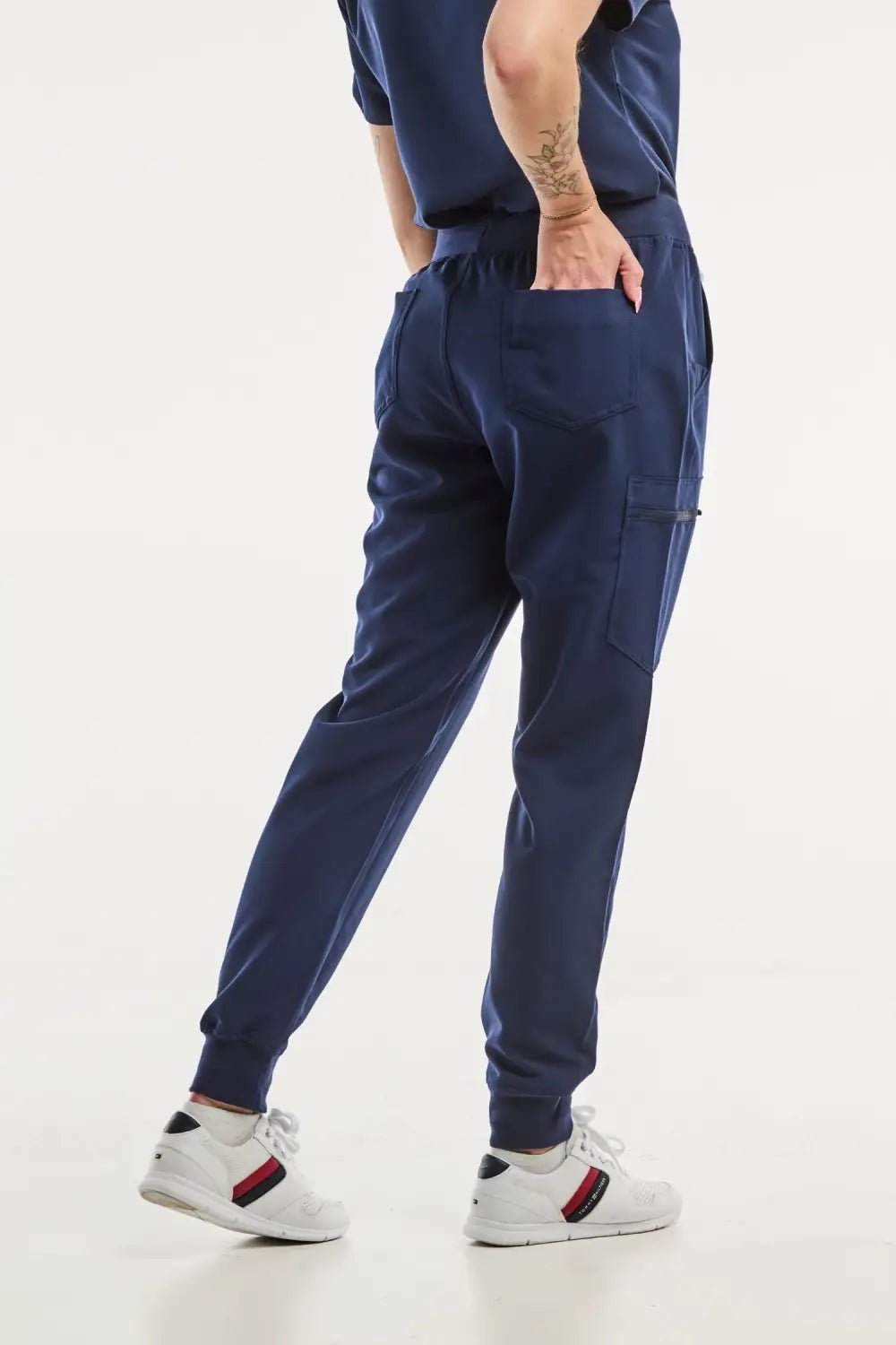 Aelin Paris pantalon médical femme bleu marine stretch 4 poches