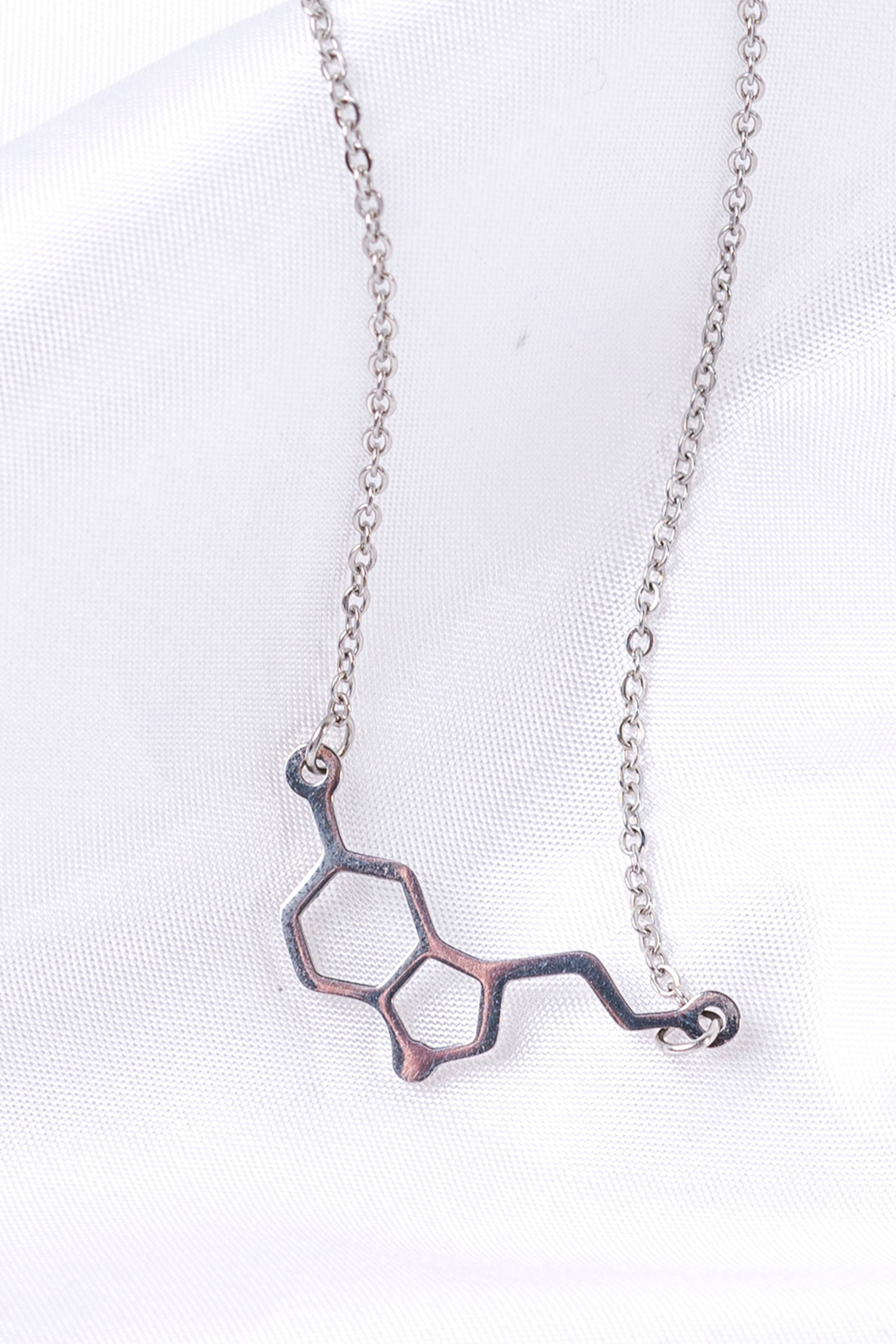 Enfermania collier sérotonine acier argenté 40 cm