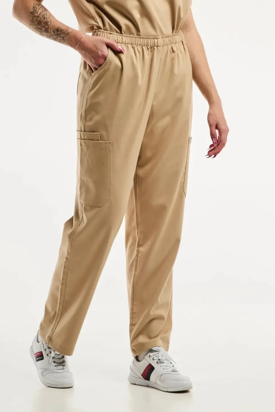 Aelin Emma pantalon médical beige clair femme stretch