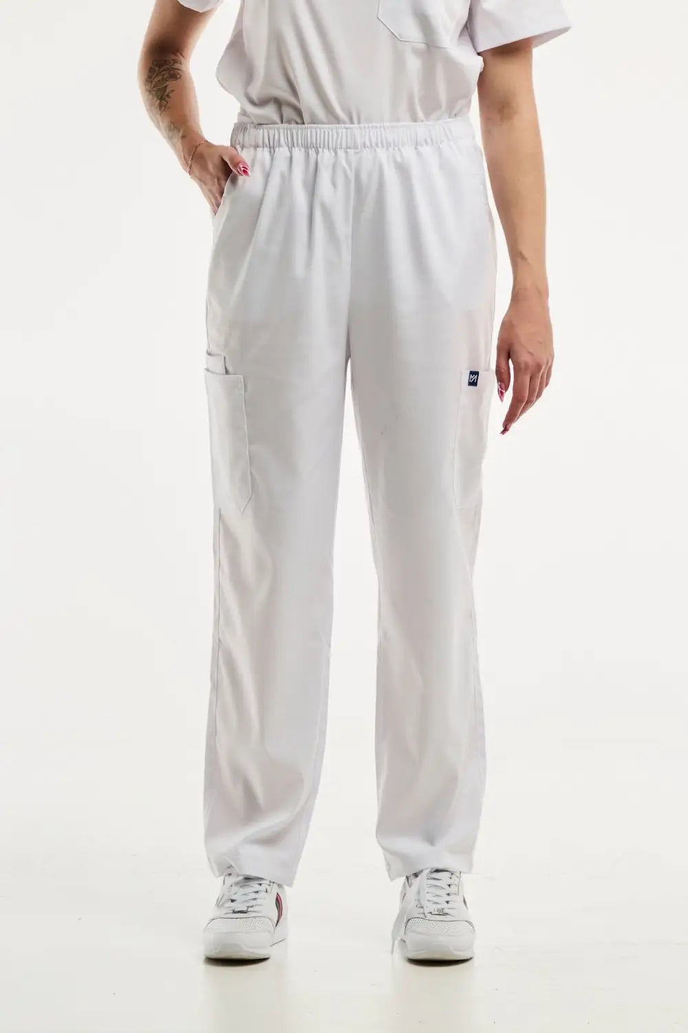 Aelin EMMA tenue médicale femme blanc col V stretch