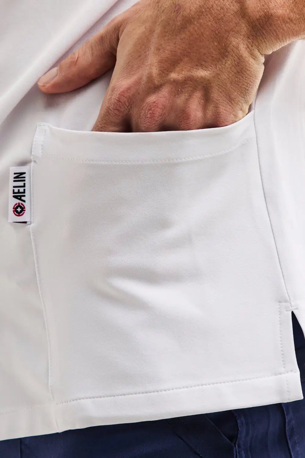 Aelin Noah Blouse médicale homme blanche stretch boutons