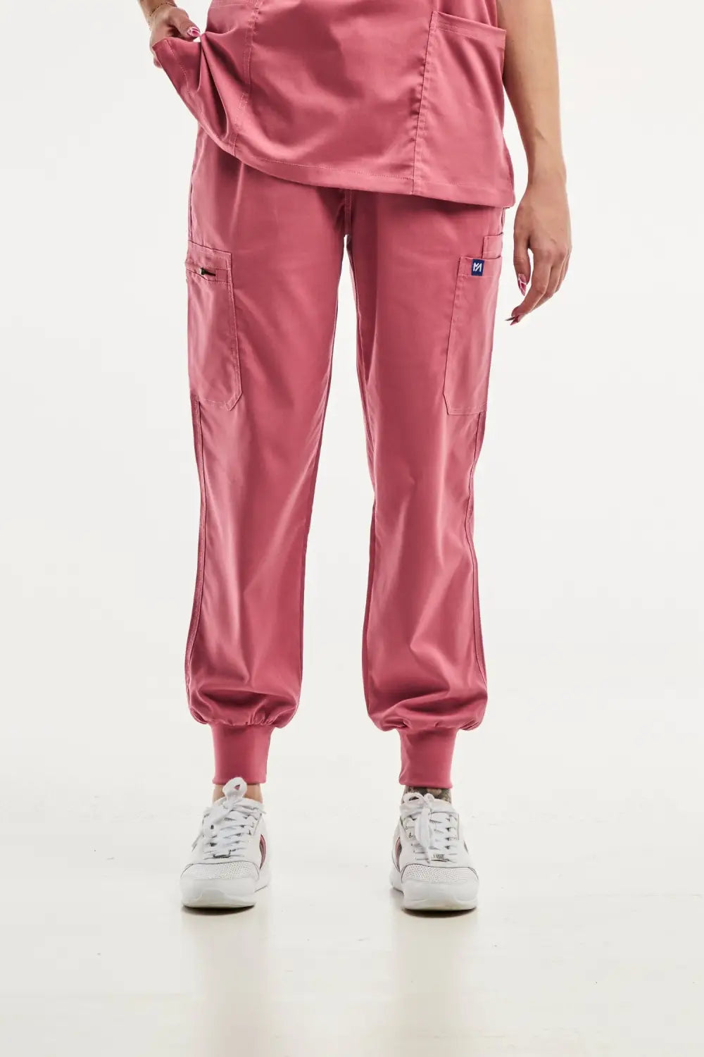 Aelin EMMA Jogger Tenue médicale femme rose col V