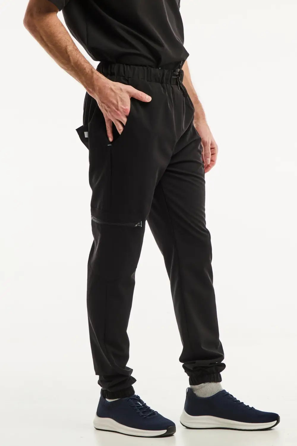 Aelin Slimfit tenue médicale homme noir 6 poches