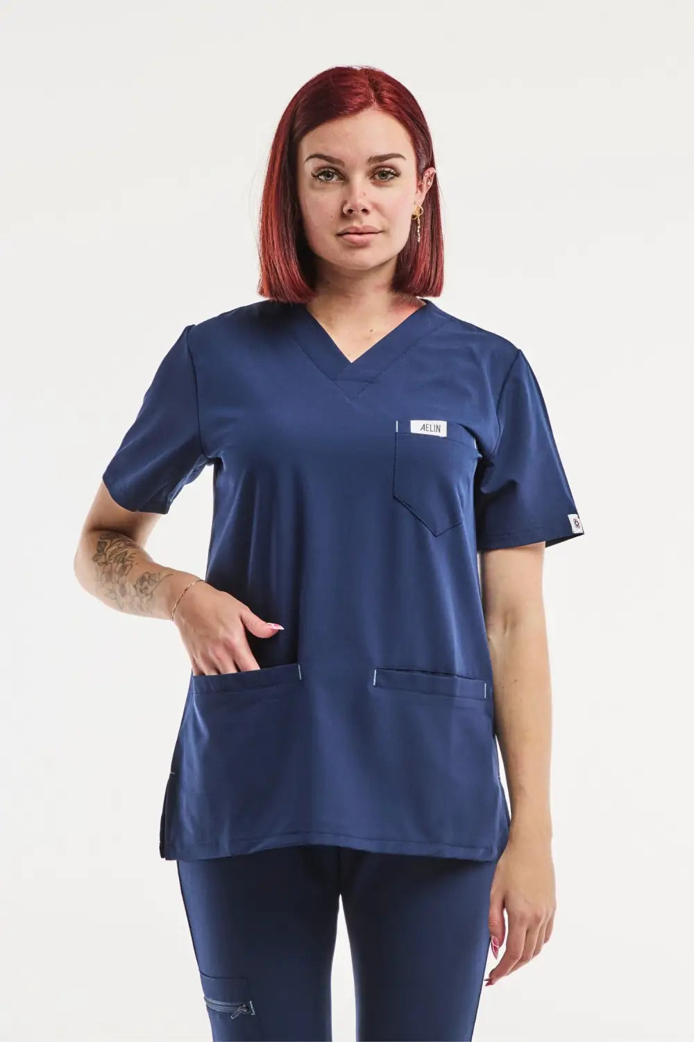 Aelin Slimfit NEW Tenue médicale bleu marine 6 poches