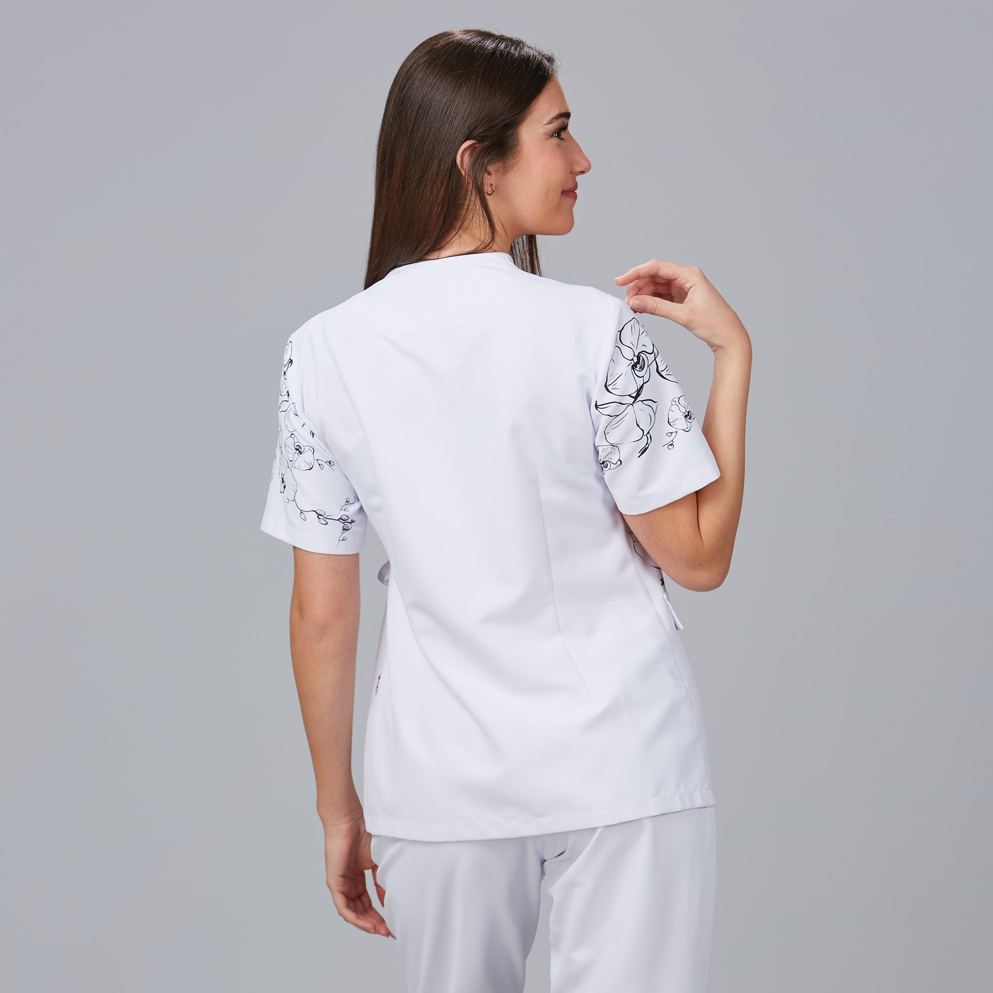 Gary's Shirts Alhelí blouse croisée femme blanche coiffure