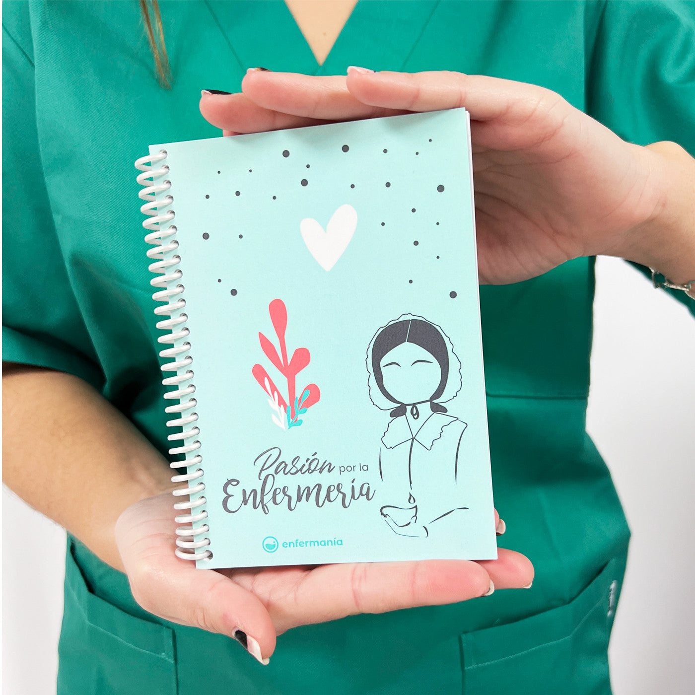 Enfermania Papelería Florence Nightingale carnet A6 poche