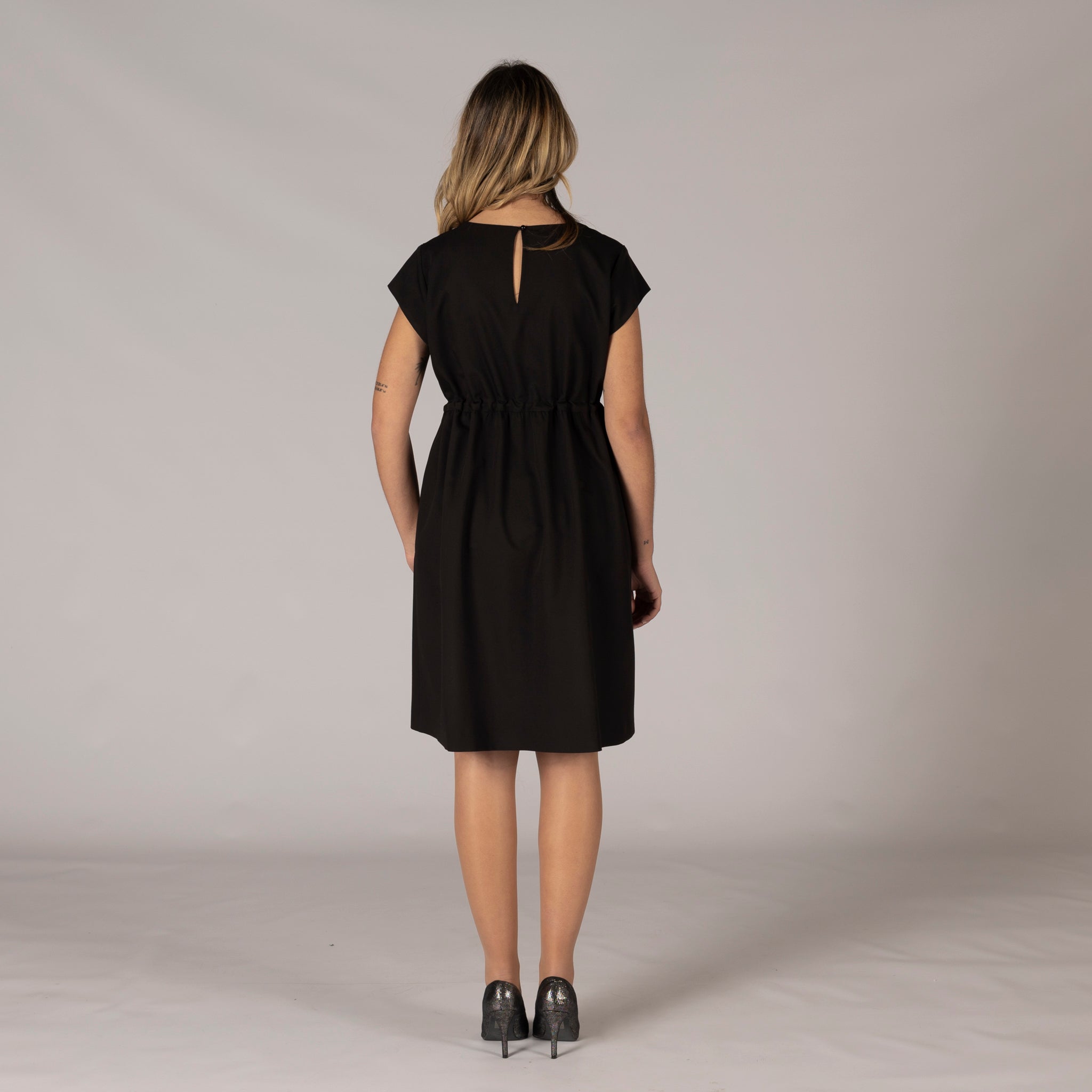 GARY'S Trivial robe femme noire cordon poches