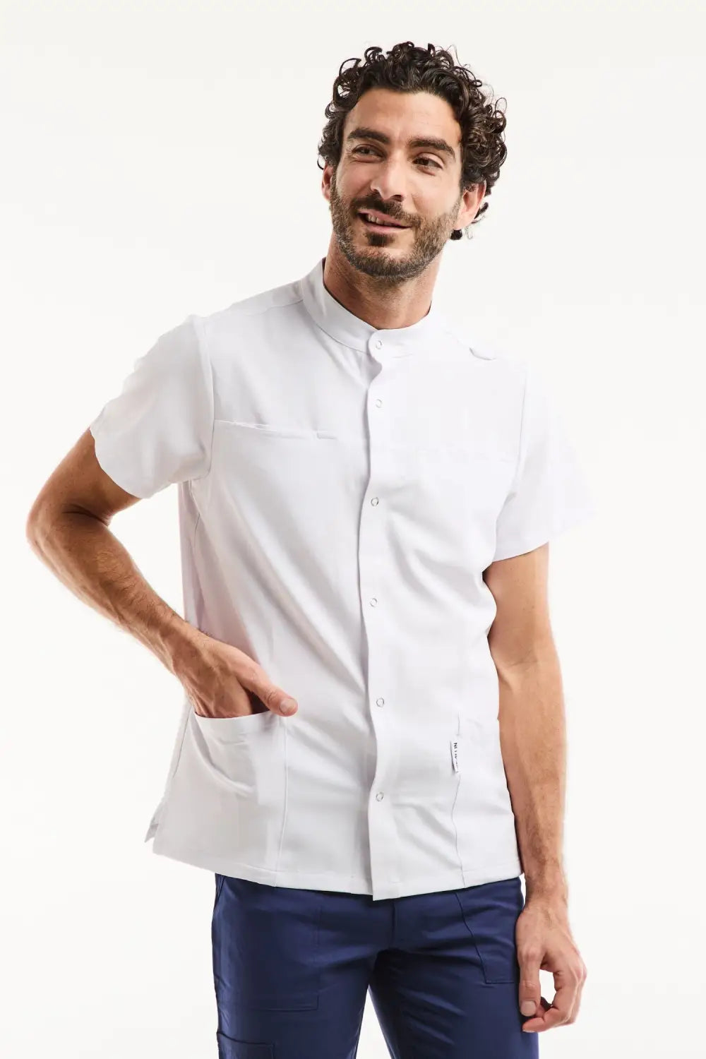 Aelin Noah Blouse médicale homme blanche stretch boutons