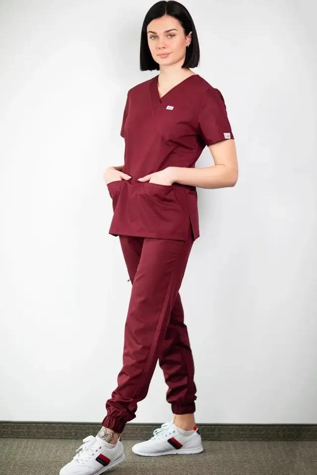 Aelin Slimfit New tenue médicale bordeaux 6 poches