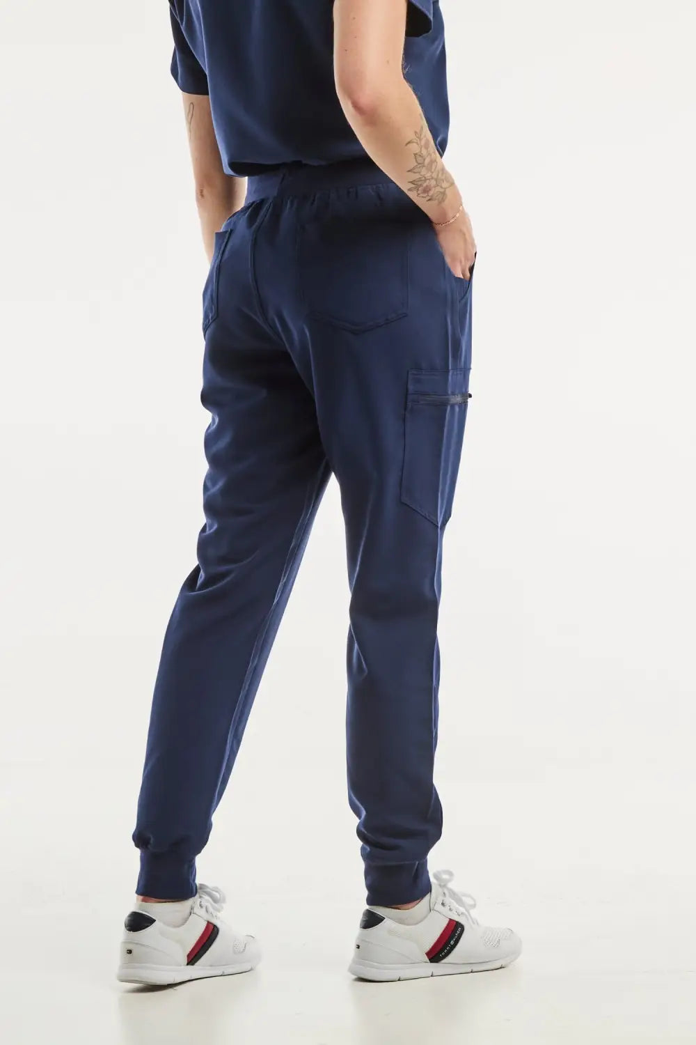 Aelin Paris pantalon médical femme bleu marine stretch 4 poches