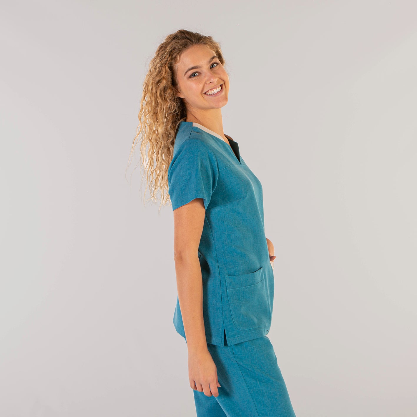 GARY'S Mirta blouse médicale femme beige col V