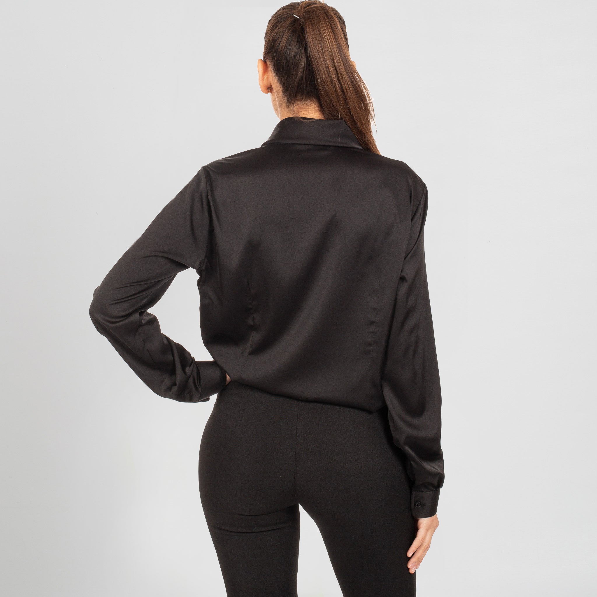 Gary's Oriana blouse satin femme manches longues noire
