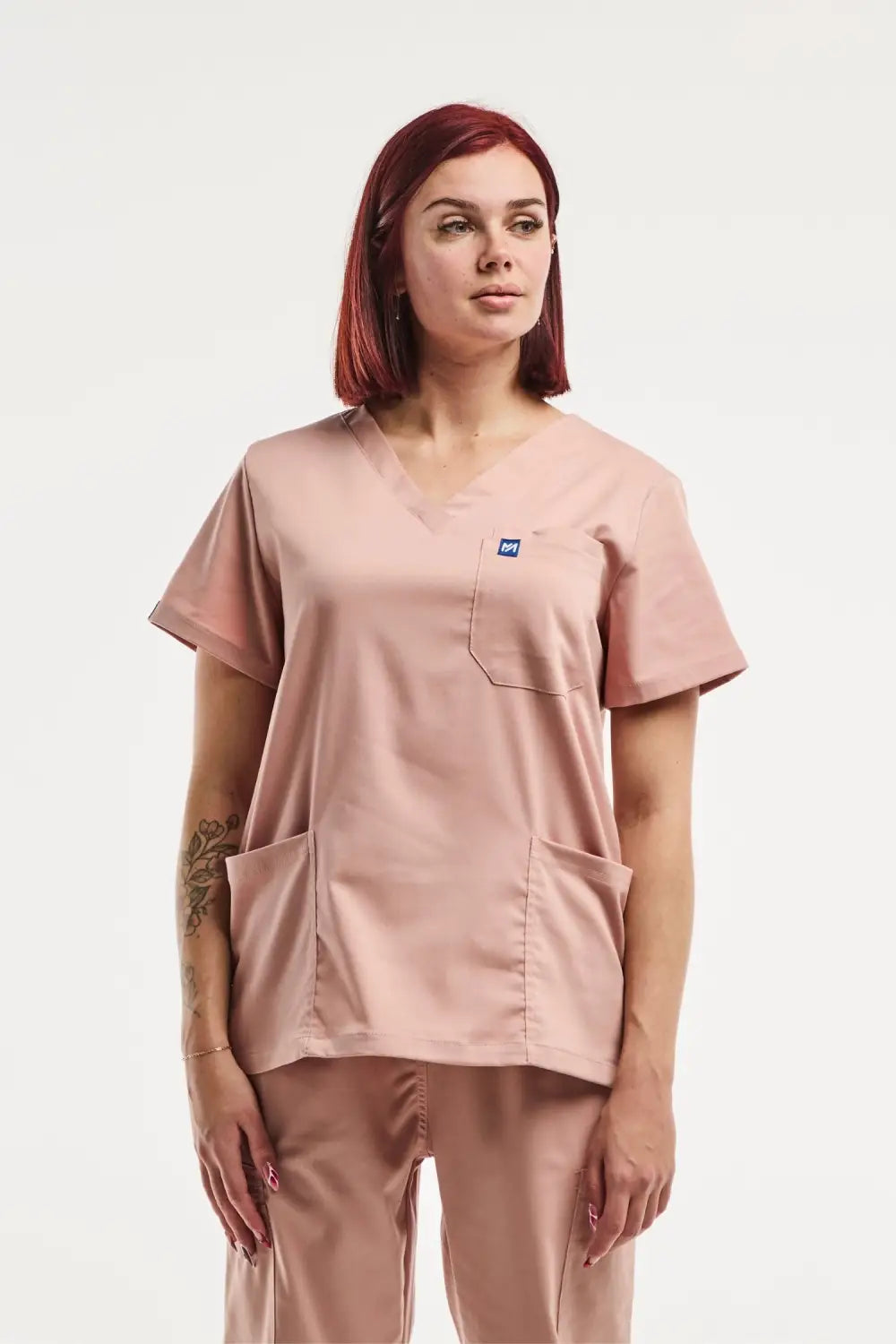 Aelin EMMA tenue médicale femme rose clair tunique + jogger