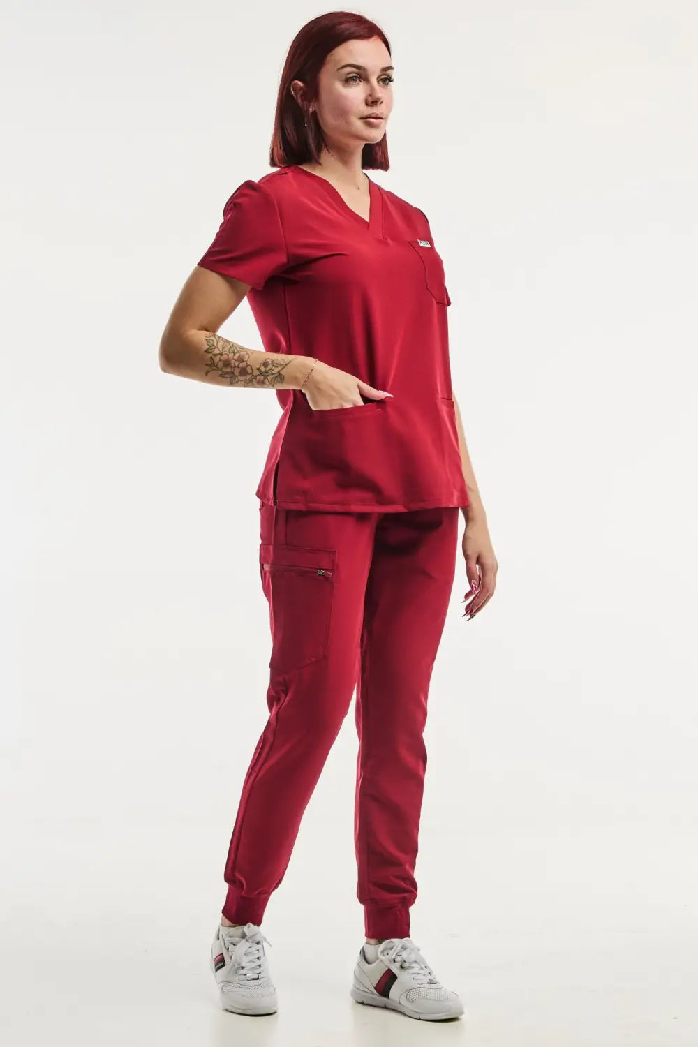 Aelin Paris tenue médicale femme rouge stretch 6 poches