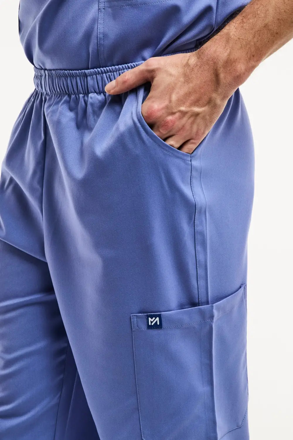 Aelin LUCA tenue médicale homme bleu col V