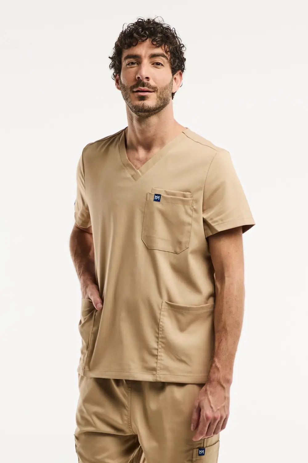 Aelin LUCA tunique médicale homme beige clair 3 poches