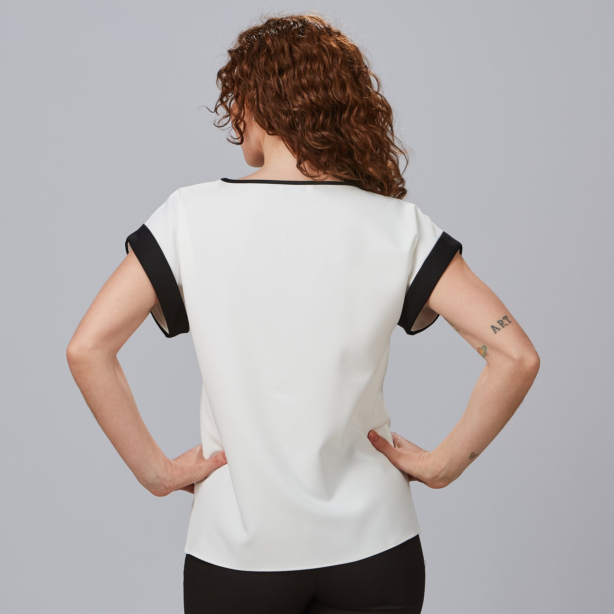 Gary's blouse travail femme blanche crêpe manches courtes