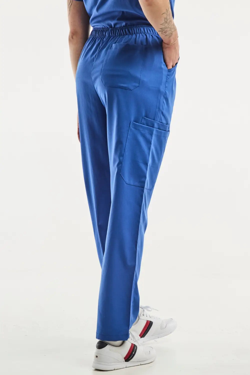 Aelin EMMA Tenue médicale femme bleu roi stretch